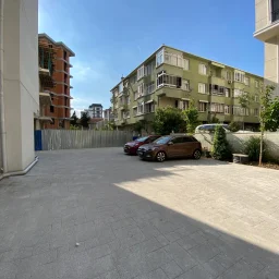 Özgürlük Parkına Komşu Göztepede Balkonlu Ferah 3+1 Boş Daire
