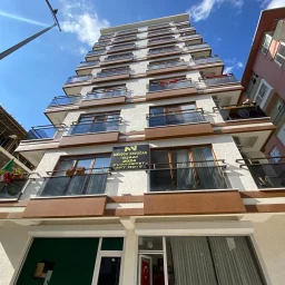 Özgürlük Parkına Komşu Göztepede Balkonlu Ferah 3+1 Boş Daire
