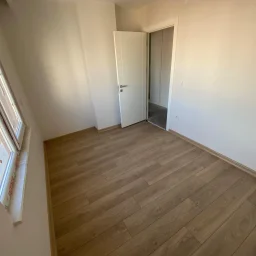Özgürlük Parkına Komşu Göztepede Balkonlu Ferah 3+1 Boş Daire