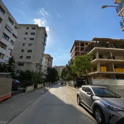 Özgürlük Parkına Komşu Göztepede Balkonlu Ferah 3+1 Boş Daire