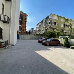 Özgürlük Parkına Komşu Göztepede Balkonlu Ferah 3+1 Boş Daire