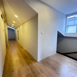 Laci̇vert Cadde Erenköy 4+2 180 M²net Terasli Sifir Dubleks Dai̇re