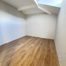 Laci̇vert Cadde Erenköy 4+2 180 M²net Terasli Sifir Dubleks Dai̇re