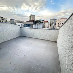 Laci̇vert Cadde Erenköy 4+2 180 M²net Terasli Sifir Dubleks Dai̇re