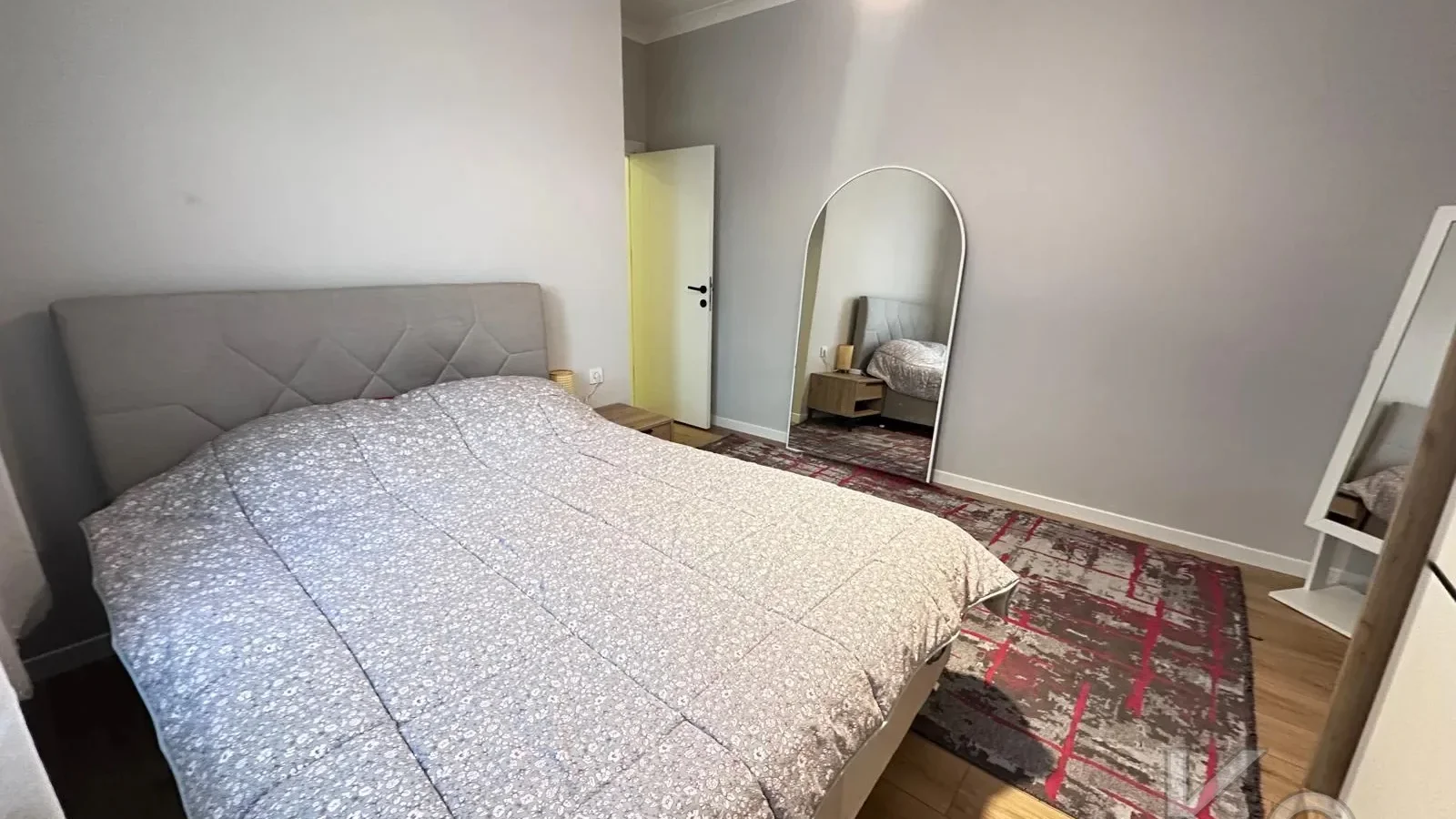Laci̇vert Cadde Erenköy 4+2 180 M²net Terasli Sifir Dubleks Dai̇re