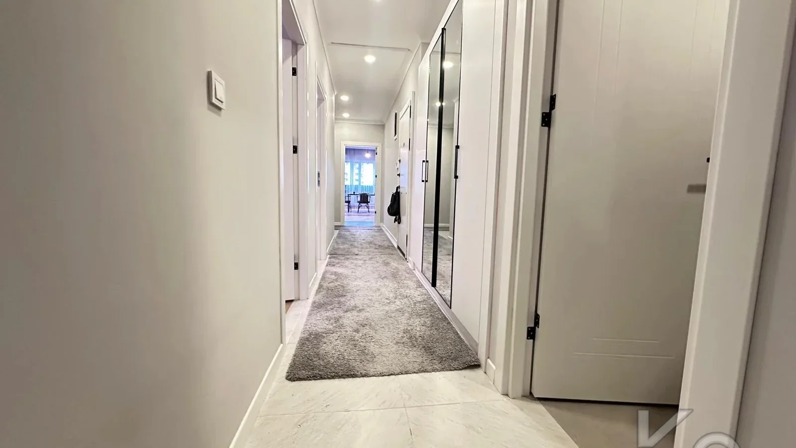 Laci̇vert Cadde Erenköy 4+2 180 M²net Terasli Sifir Dubleks Dai̇re