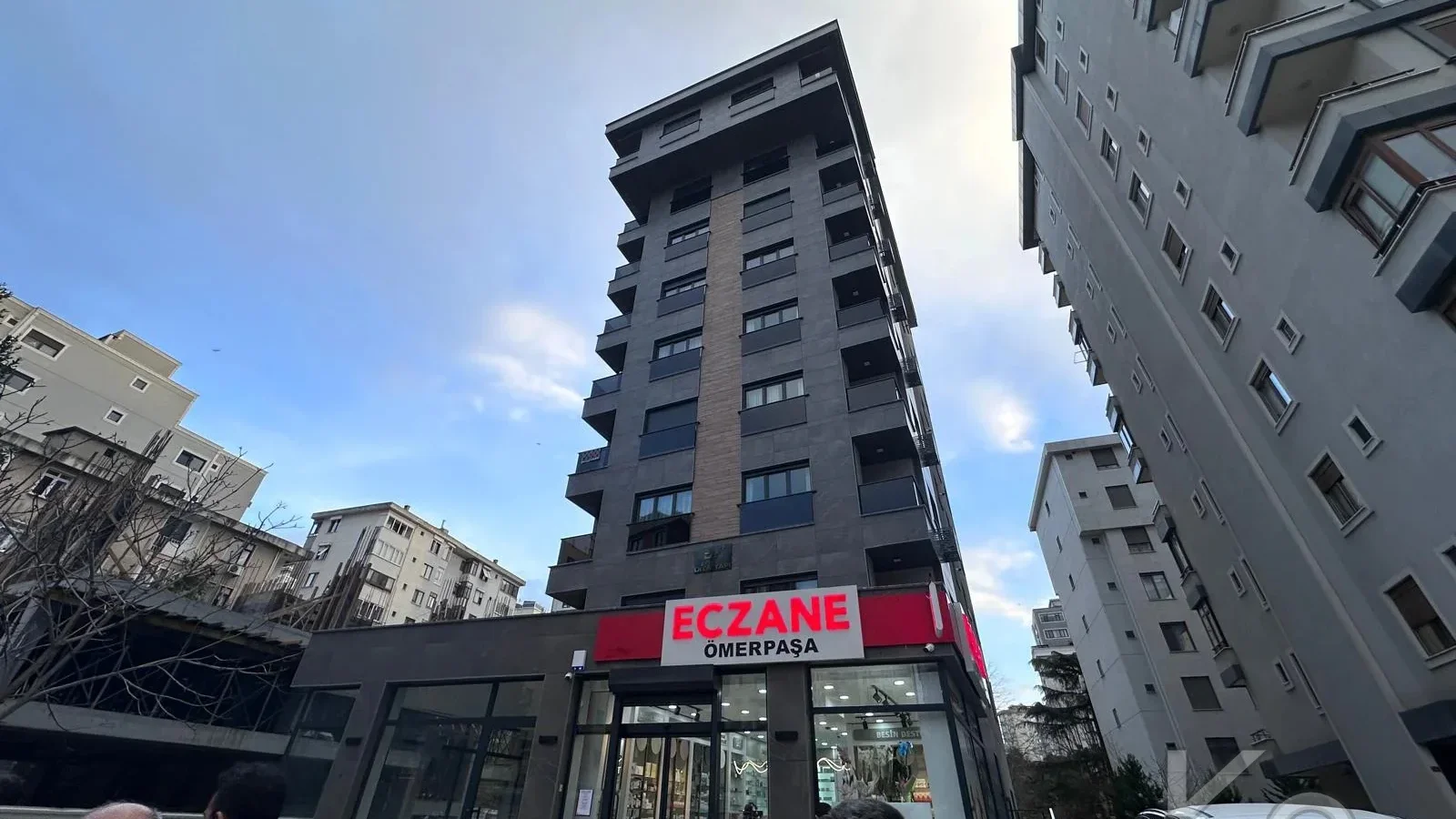 Laci̇vert Cadde Erenköy 4+2 180 M²net Terasli Sifir Dubleks Dai̇re