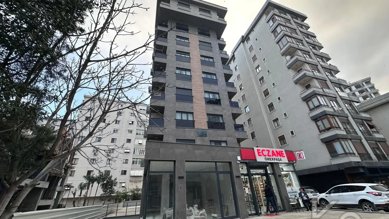 Laci̇vert Cadde Erenköy 4+2 180 M²net Terasli Sifir Dubleks Dai̇re