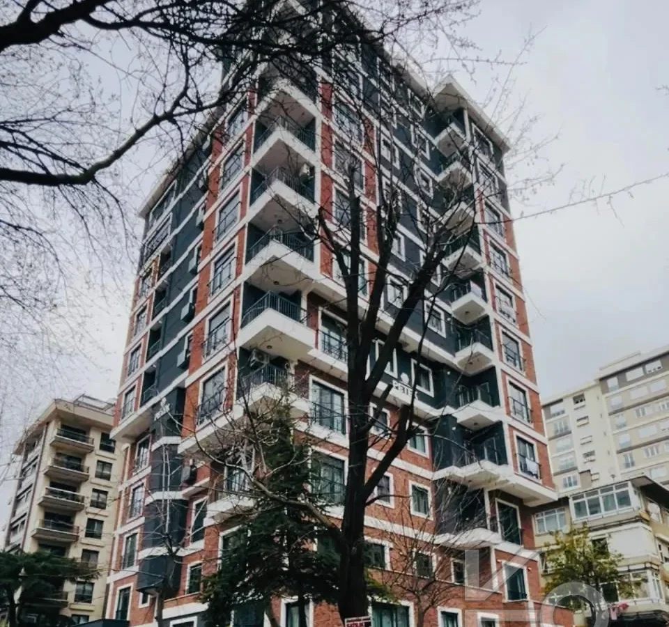 Laci̇vertcadde Çatalçeşme'de Bağdat Caddesi̇ne 6.bi̇na 55m²net 2+1