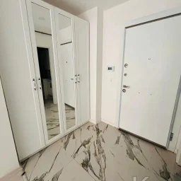 Laci̇vertcadde Çatalçeşme'de Bağdat Caddesi̇ne 6.bi̇na 55m²net 2+1