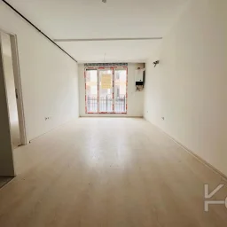 Laci̇vertcadde Çatalçeşme'de Bağdat Caddesi̇ne 6.bi̇na 55m²net 2+1