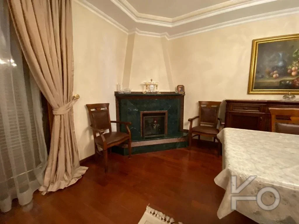 Laci̇vertcadde Tek Yetki̇li̇ Caddebostan Bahari̇yeli̇ 190m² Net 5+1