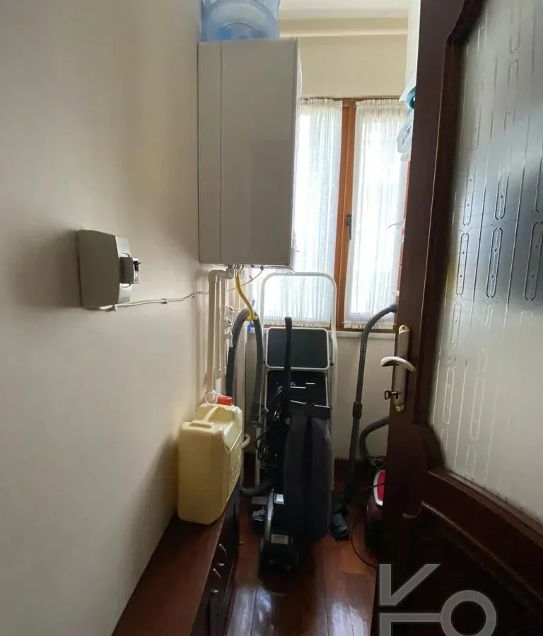 Laci̇vertcadde Tek Yetki̇li̇ Caddebostan Bahari̇yeli̇ 190m² Net 5+1