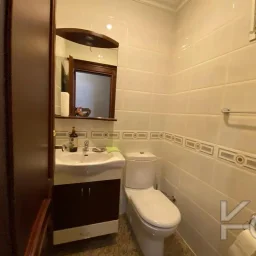Laci̇vertcadde Tek Yetki̇li̇ Caddebostan Bahari̇yeli̇ 190m² Net 5+1