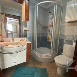 Laci̇vertcadde Tek Yetki̇li̇ Caddebostan Bahari̇yeli̇ 190m² Net 5+1