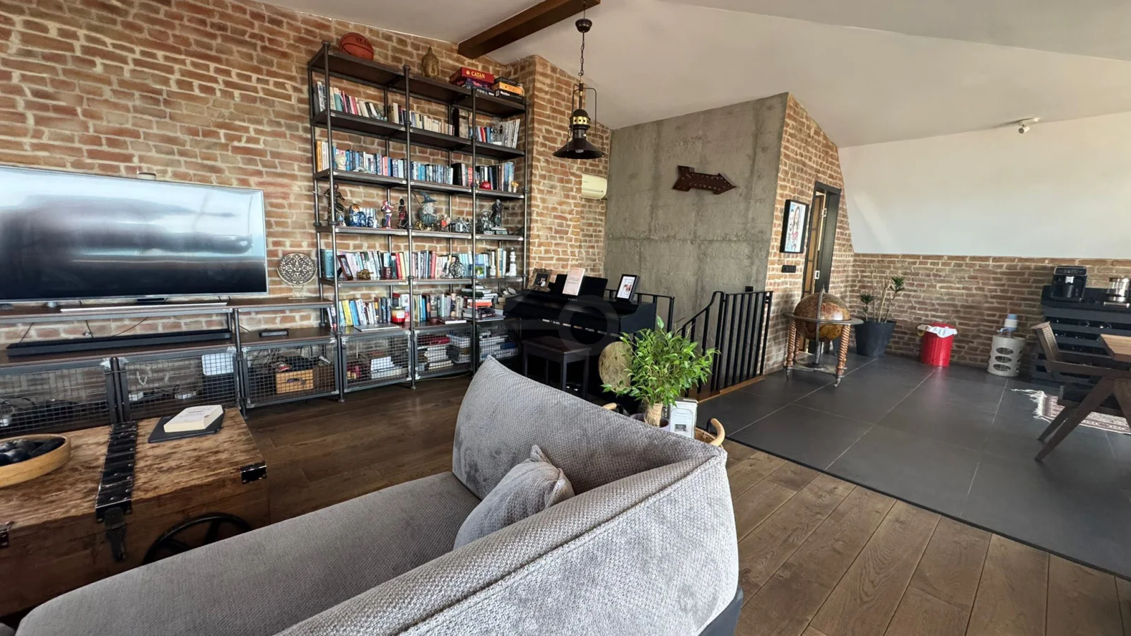 Academy Caddebostan Ful Deniz Manzaralı 225 M2 3+1 