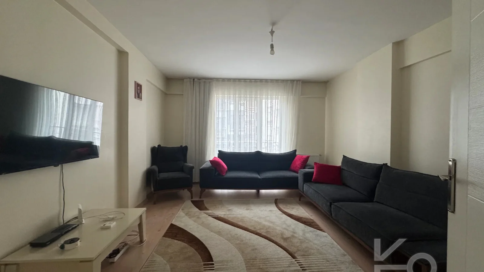 Meci̇di̇yeköy Gülbahar Yeni̇ Bi̇nada 3+1 Satilik Dai̇re