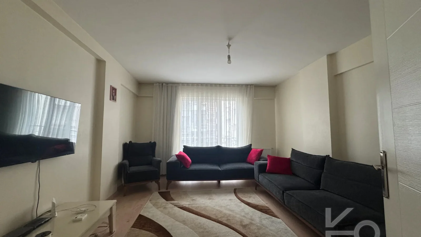 Meci̇di̇yeköy Gülbahar Yeni̇ Bi̇nada 3+1 Satilik Dai̇re