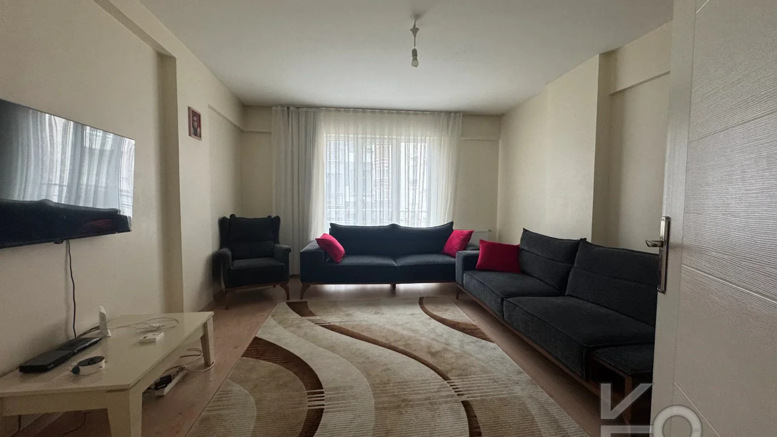 Meci̇di̇yeköy Gülbahar Yeni̇ Bi̇nada 3+1 Satilik Dai̇re