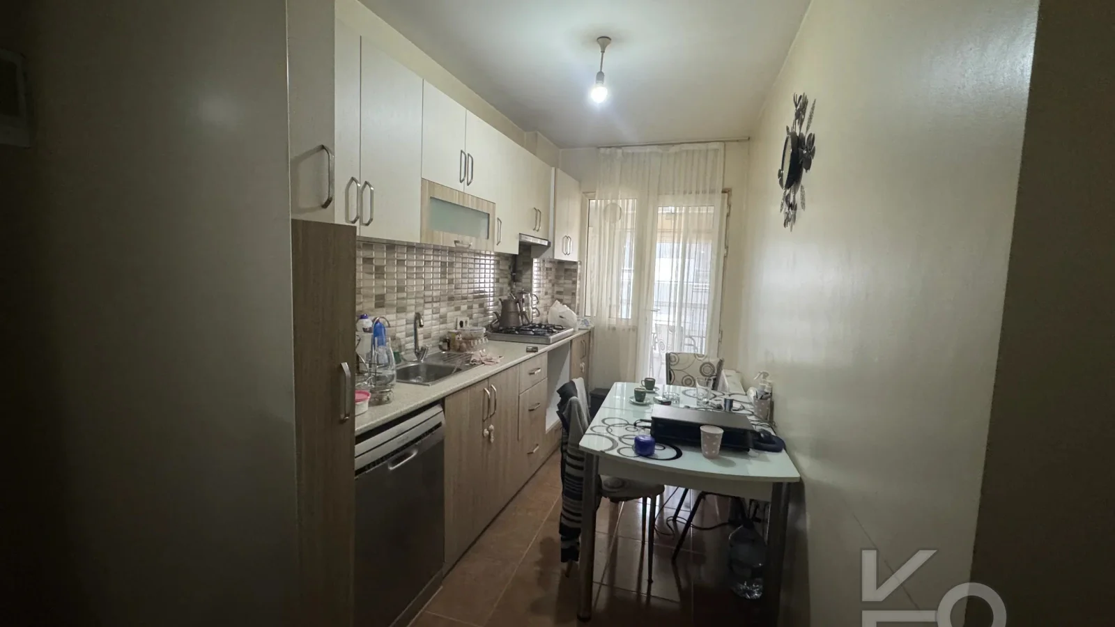 Meci̇di̇yeköy Gülbahar Yeni̇ Bi̇nada 3+1 Satilik Dai̇re