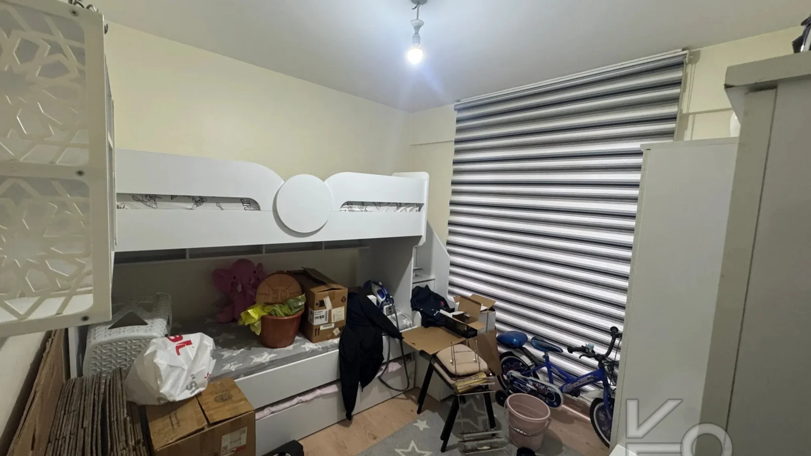 Meci̇di̇yeköy Gülbahar Yeni̇ Bi̇nada 3+1 Satilik Dai̇re