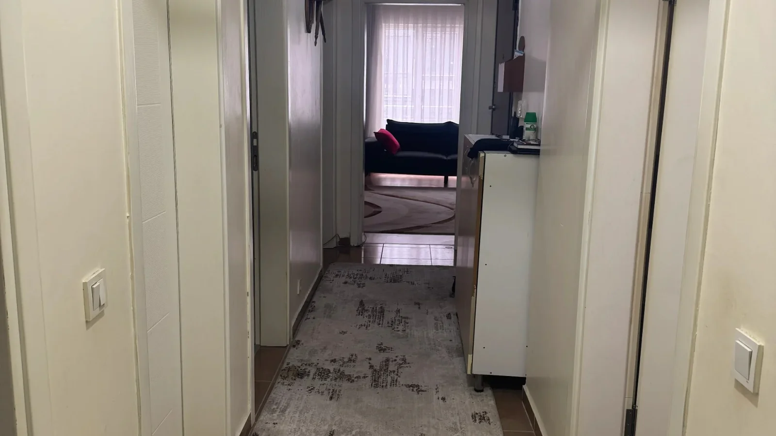 Meci̇di̇yeköy Gülbahar Yeni̇ Bi̇nada 3+1 Satilik Dai̇re