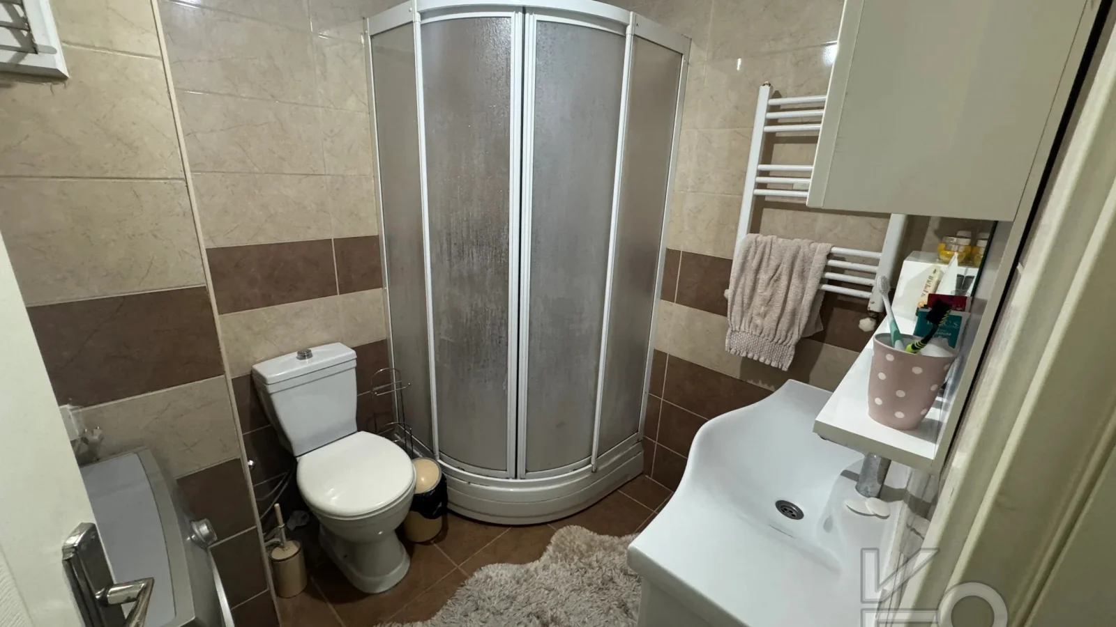 Meci̇di̇yeköy Gülbahar Yeni̇ Bi̇nada 3+1 Satilik Dai̇re