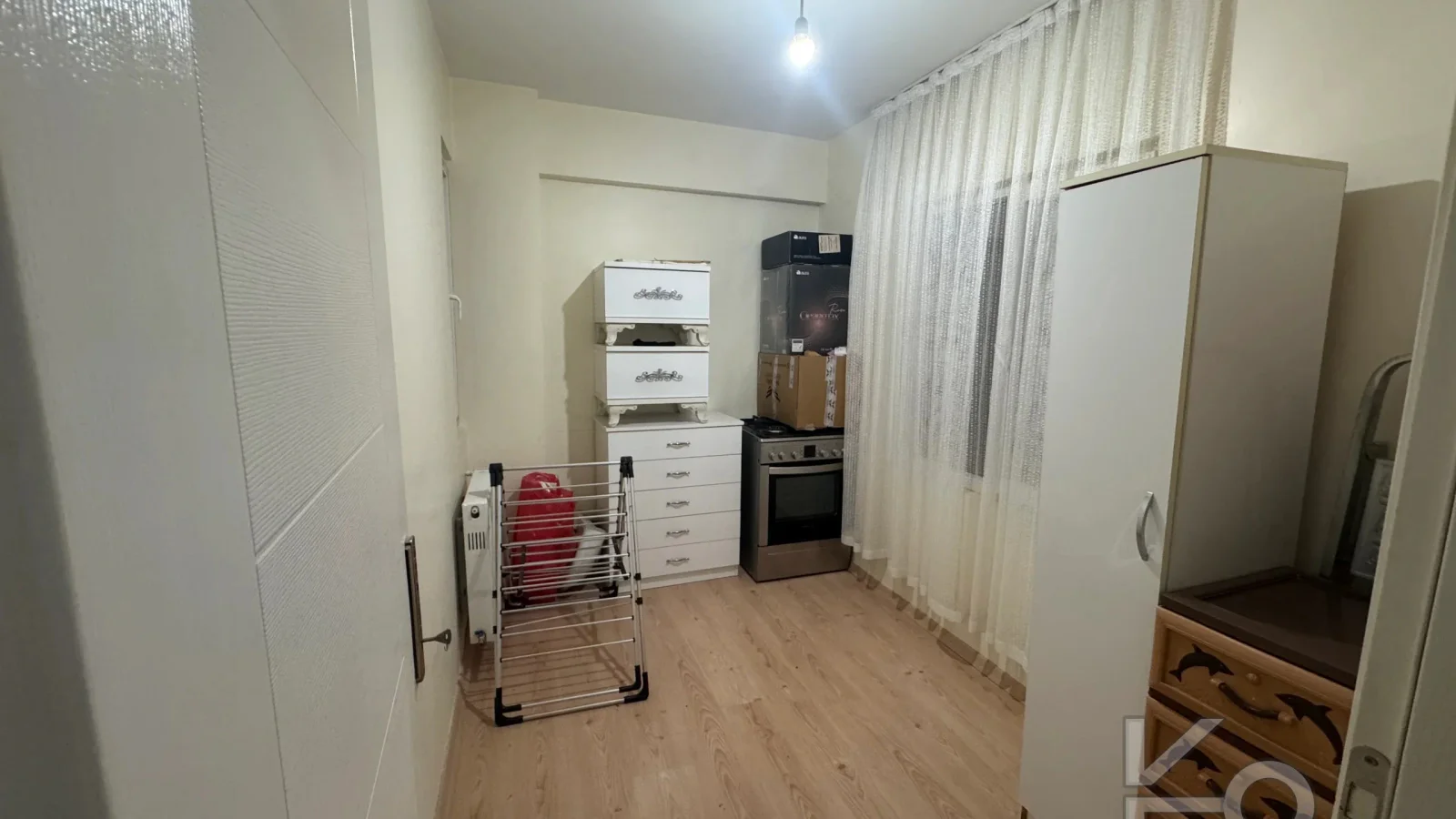 Meci̇di̇yeköy Gülbahar Yeni̇ Bi̇nada 3+1 Satilik Dai̇re