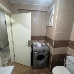 Meci̇di̇yeköy Gülbahar Yeni̇ Bi̇nada 3+1 Satilik Dai̇re