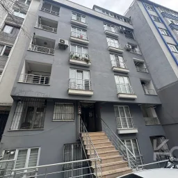 Meci̇di̇yeköy Gülbahar Yeni̇ Bi̇nada 3+1 Satilik Dai̇re