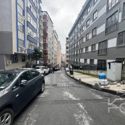 Meci̇di̇yeköy Gülbahar Yeni̇ Bi̇nada 3+1 Satilik Dai̇re