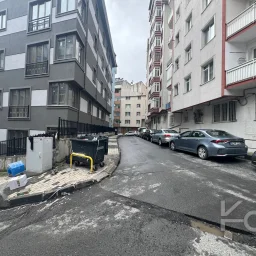Meci̇di̇yeköy Gülbahar Yeni̇ Bi̇nada 3+1 Satilik Dai̇re