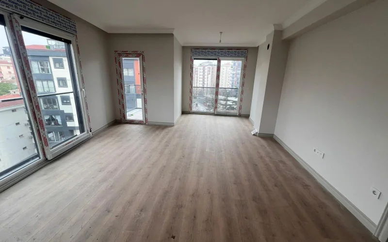 Marmaraya Adım Mesafesinde, Özgürlük Parkına Komşu | 3+1 Daire