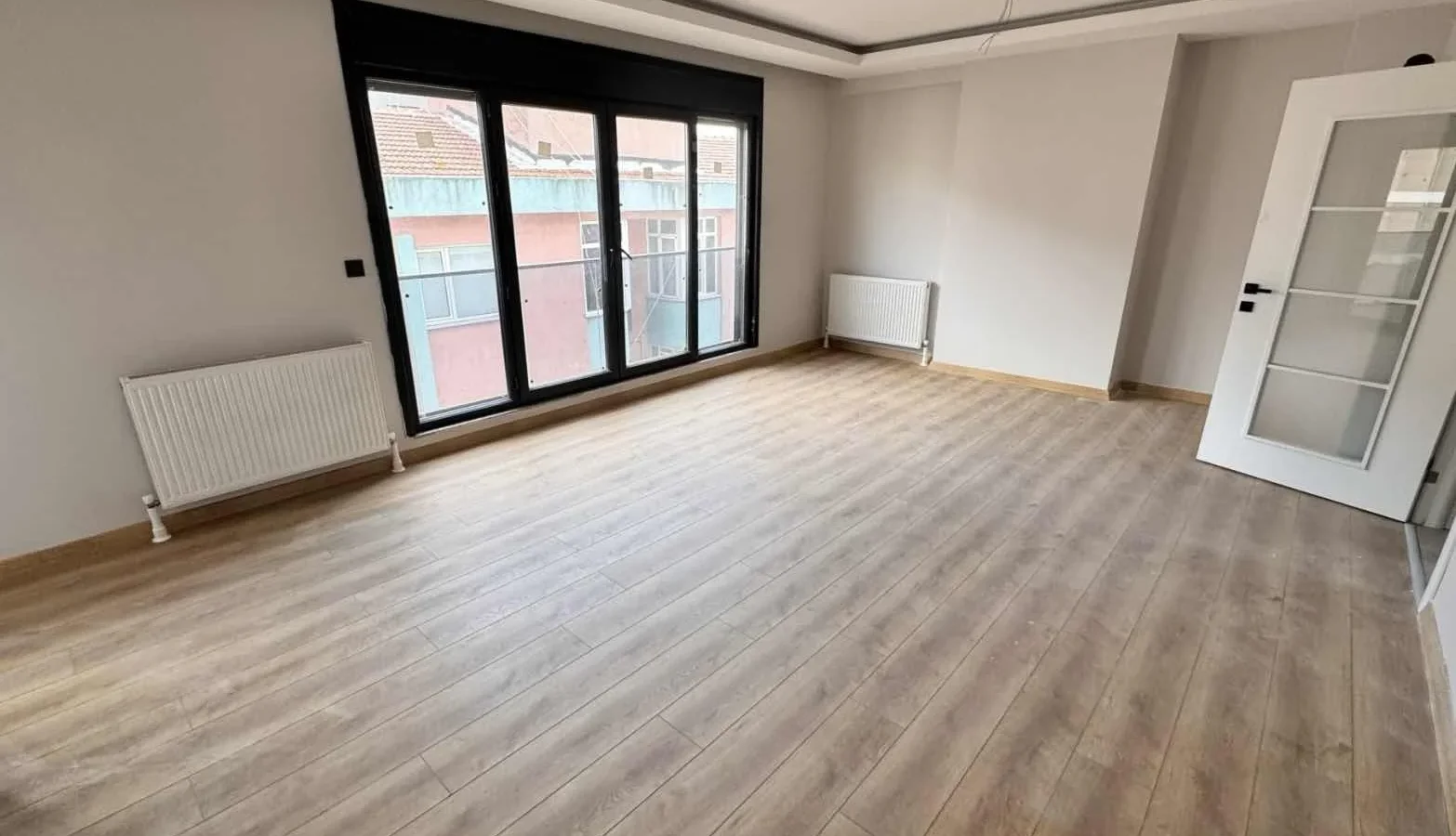 Sağlam'dan Göztepede 95 M2 Net Merkezi Konumda Satılık Daire