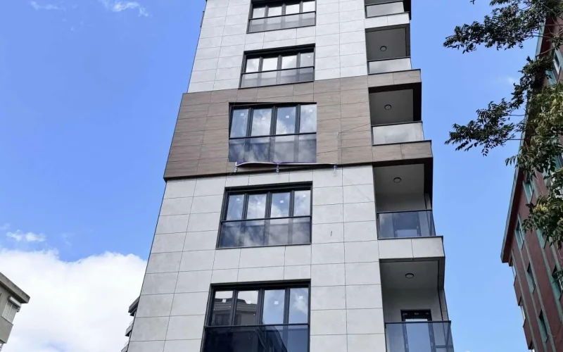 Sağlam'dan Göztepede 95 M2 Net Merkezi Konumda Satılık Daire