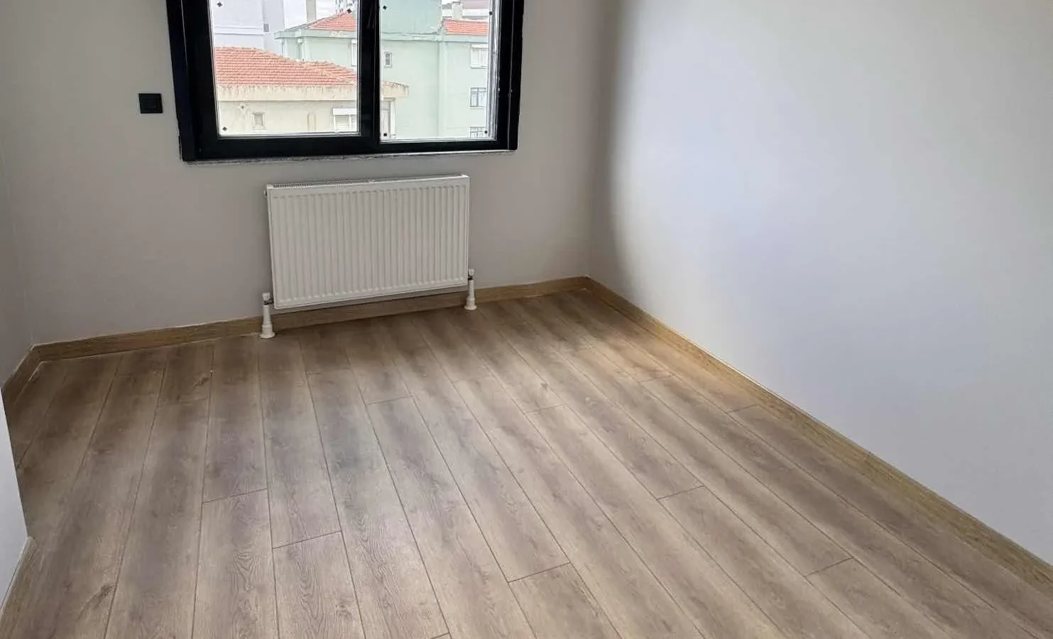 Sağlam'dan Göztepede 95 M2 Net Merkezi Konumda Satılık Daire