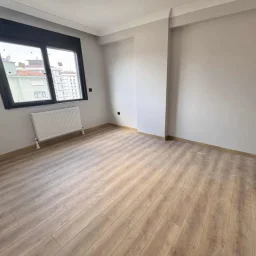 Sağlam'dan Göztepede 95 M2 Net Merkezi Konumda Satılık Daire
