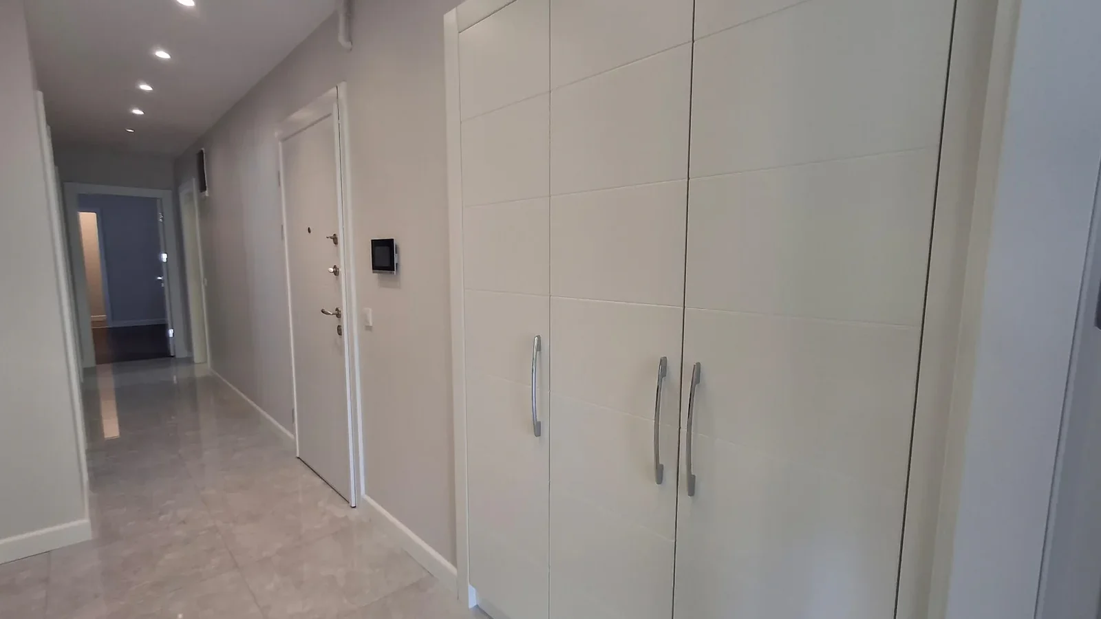 Mutluol Proje'den Şaşkınbakkal Sahilde Satılık 3+1 Daire