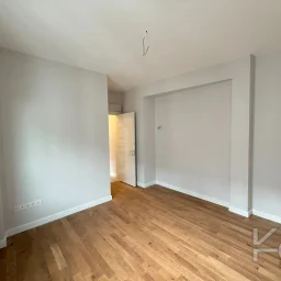 Laci̇vertcadde Şaşkınbakkal Güvenlikli Katta Tek 56m² Salonlu 160m² Net 4,5+1