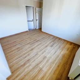 Taşınmaya Hazır-deniz Manzaralı, 34 M² Salon, Balkonlu 3+1 Daire