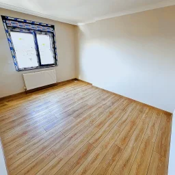 Taşınmaya Hazır-deniz Manzaralı, 34 M² Salon, Balkonlu 3+1 Daire