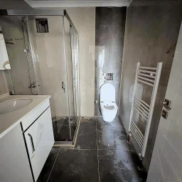 Taşınmaya Hazır-deniz Manzaralı, 34 M² Salon, Balkonlu 3+1 Daire