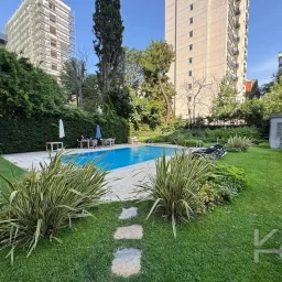 Laci̇vertcadde Ethemefendi̇ Cad. Havuzlu Ve Güvenli̇kli̇ Ni̇da Parkta 120m² Net 3+1