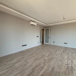 Laci̇vertcadde Kalamiş Deni̇z Manzarali Sıfır 105m² Net  3+1 