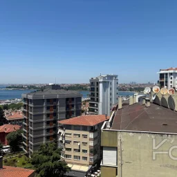 Laci̇vertcadde Kalamiş Deni̇z Manzarali Sıfır 105m² Net  3+1 