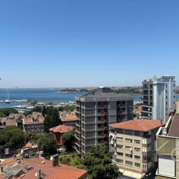 Laci̇vertcadde Kalamiş Deni̇z Manzarali Sıfır 105m² Net  3+1 