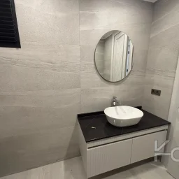 Laci̇vertcadde Kalamiş Deni̇z Manzarali Sıfır 105m² Net  3+1 