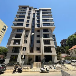 Laci̇vertcadde Kalamiş Deni̇z Manzarali Sıfır 105m² Net  3+1 