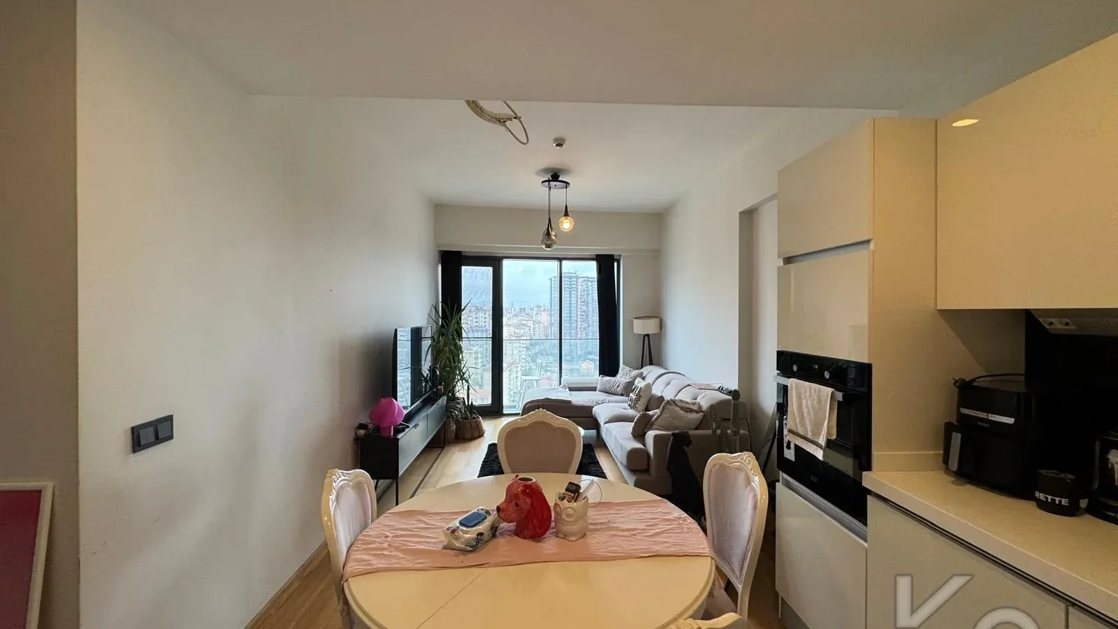 Laci̇vertcadde Ödüllü Proje Forti̇s Si̇nanli Si̇tesi̇nde 102m² 2+1