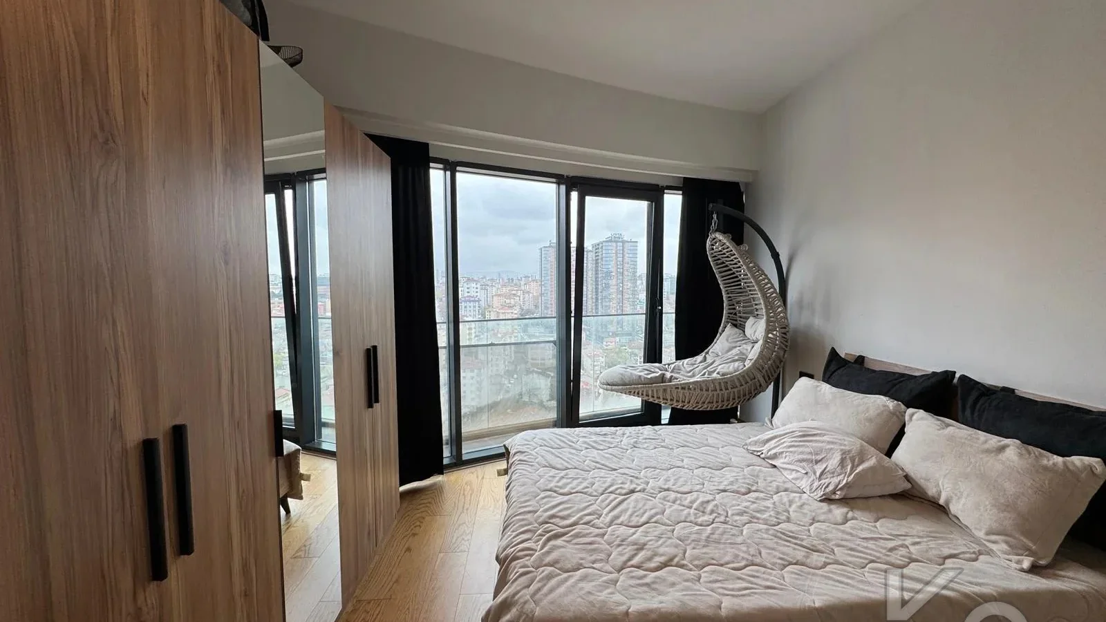 Laci̇vertcadde Ödüllü Proje Forti̇s Si̇nanli Si̇tesi̇nde 102m² 2+1